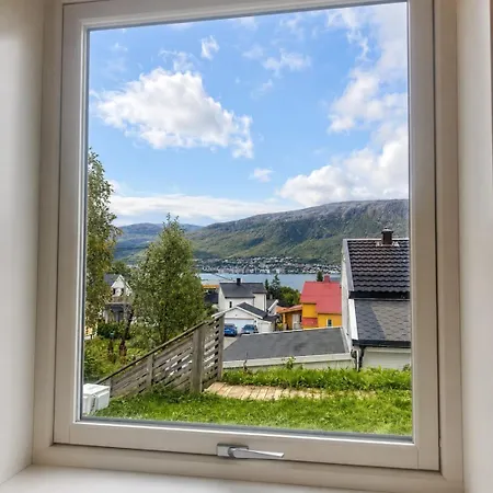 Cozy With Fjord View & Northern Lights * Tromsø